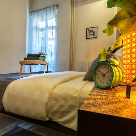 Apartmán & Comfy Flat In The Beating Heart Of *